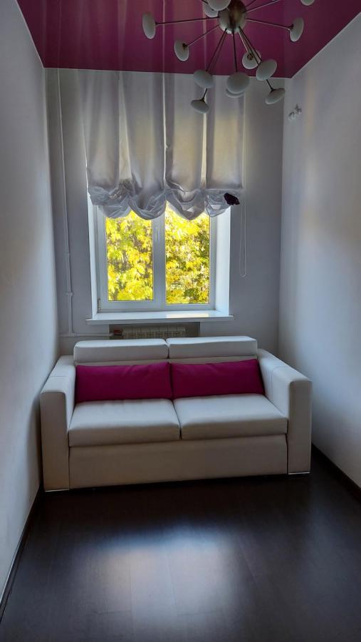 Central Point Apartment Lviv Extérieur photo