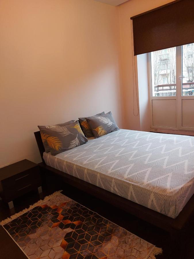 Central Point Apartment Lviv Extérieur photo
