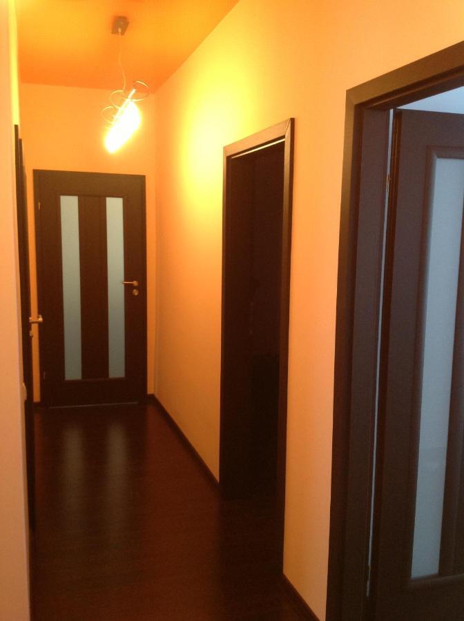 Central Point Apartment Lviv Extérieur photo